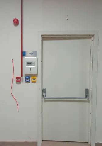 Yangın Kapıları ve Kaçış Güvenlik Ekipmanları Görsel 2